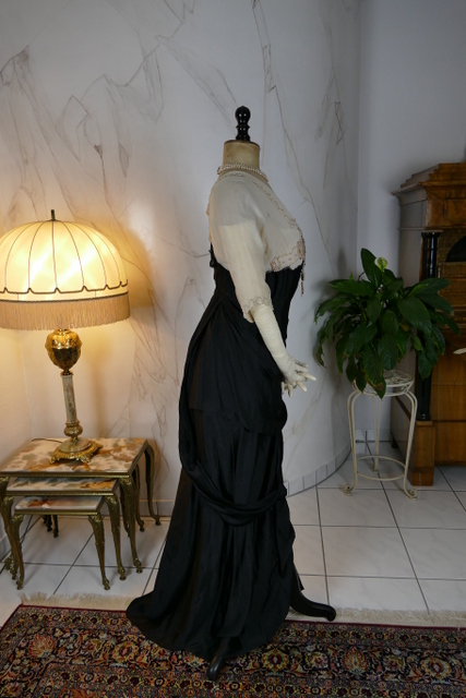 31 antique evening gown Nelmarie 1913