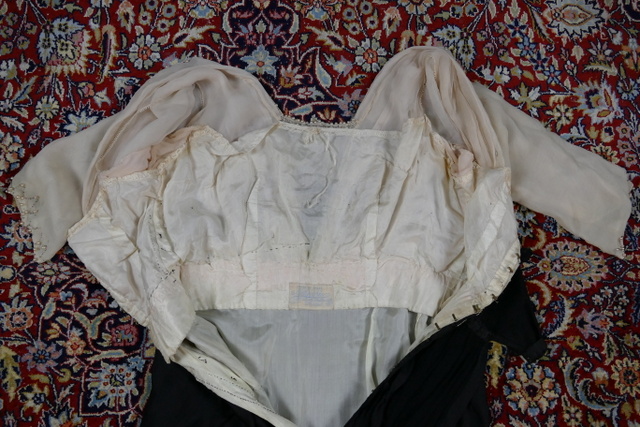 39 antique evening gown Nelmarie 1913
