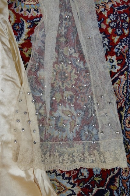 217 antique wedding dress 1915