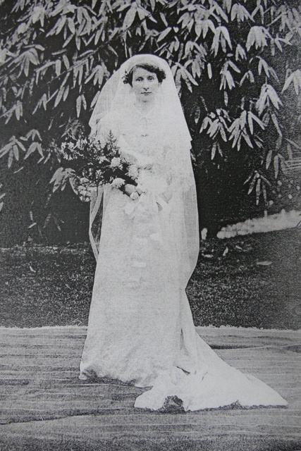 229 antique wedding dress 1915