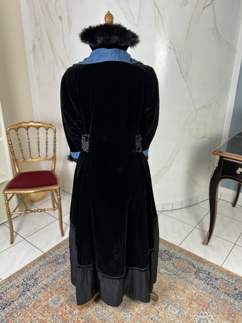 15 antique velvet coat 1915