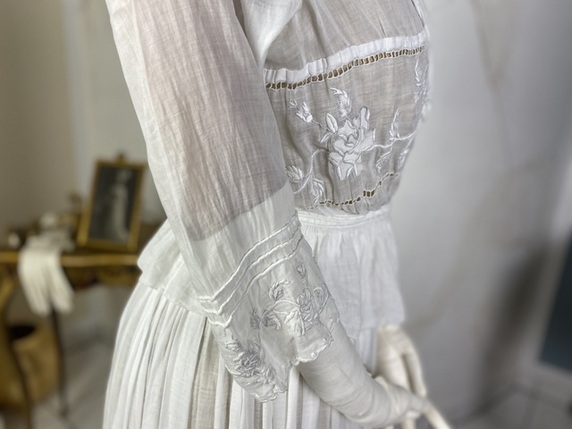 16 antique dress 1915