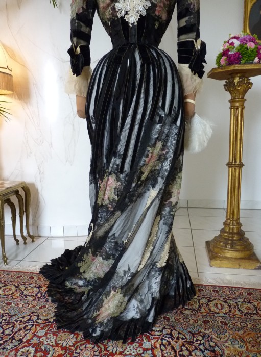 62 antique-evening-gown