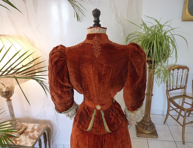 48 antique gown