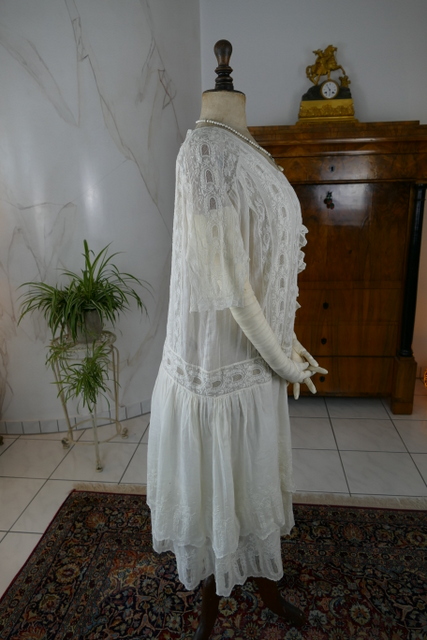 19 antique tea gown 1926