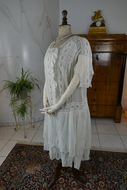 9 antique tea gown 1926