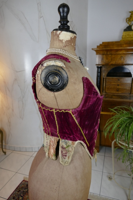 21 antique rococo corset 1740