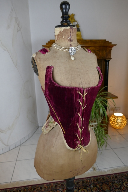 3 antique rococo corset 1740