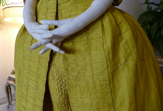 10 antique robe a la francaise 1760