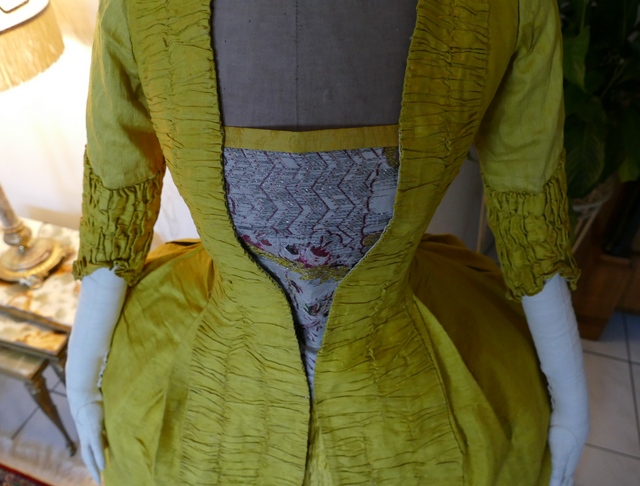 19 antique robe a la francaise 1760