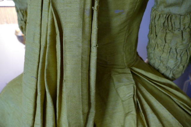 203 antique robe a la francaise 1760