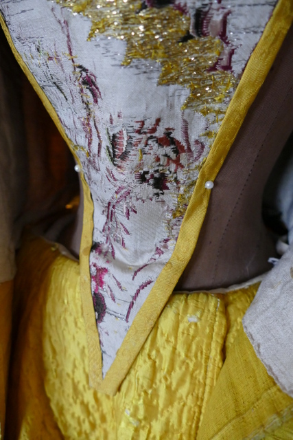 46 antique robe a la francaise 1760