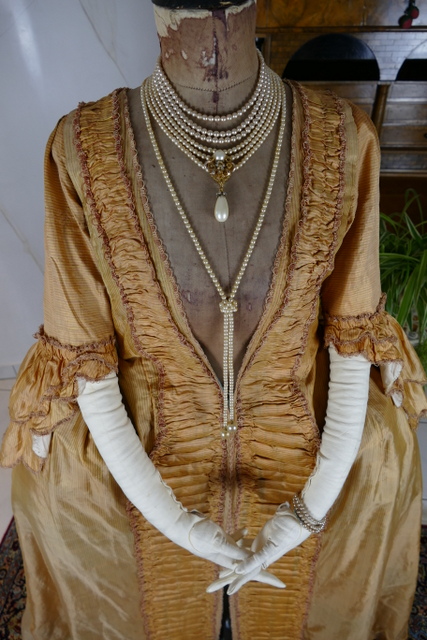 4 antique rococo robe manteau 1775