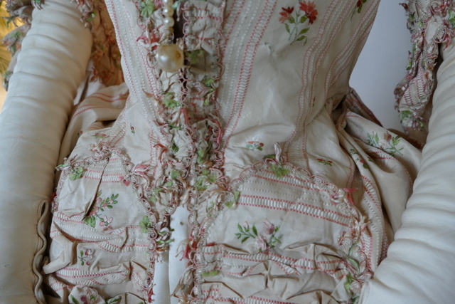 12 antique robe a la Francaise 1770