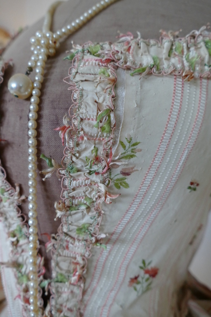 14 antique robe a la Francaise 1770