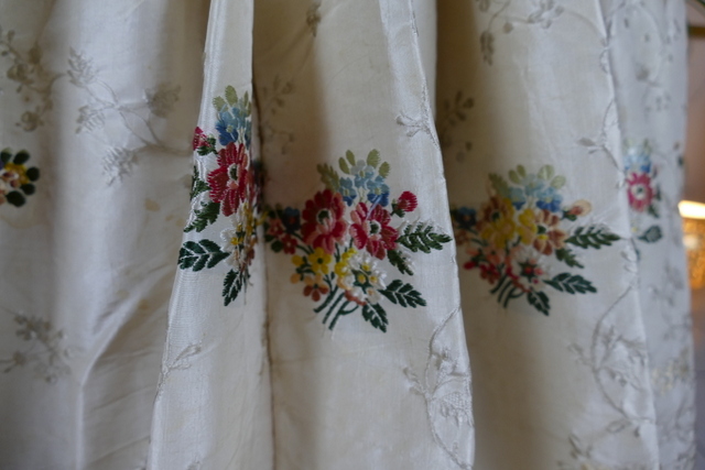 25 antique rococo robe a l anglaise 1770