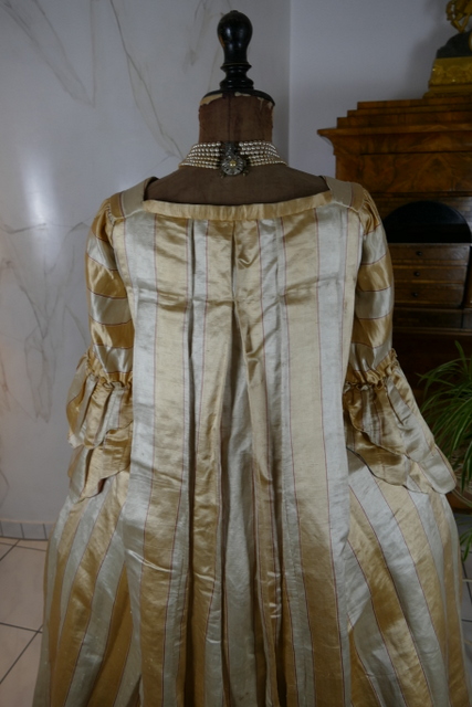 23 Rococo Manteau Robe a la Francaise 1770