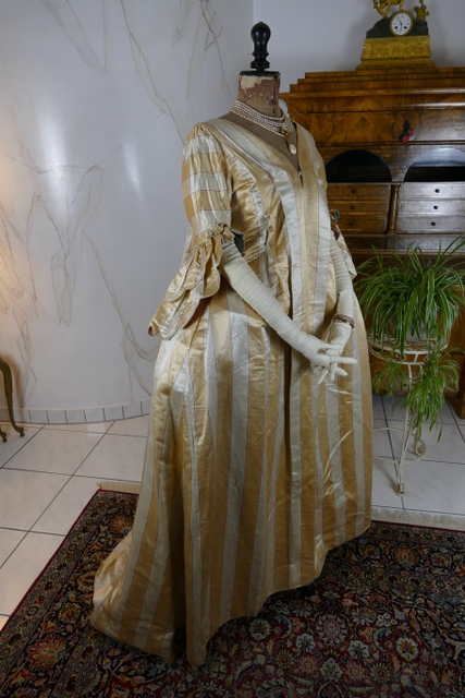 33 Rococo Manteau Robe a la Francaise 1770