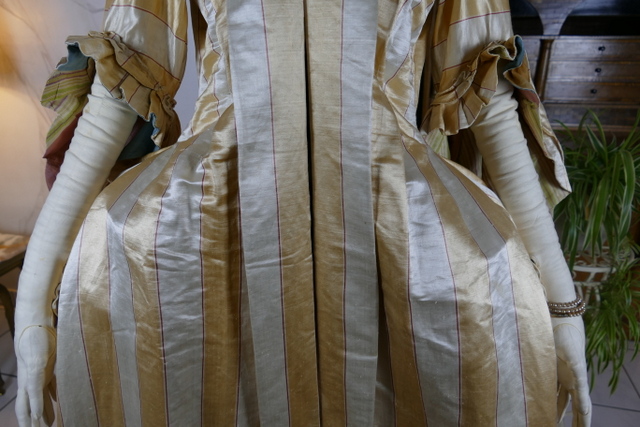 5 Rococo Manteau Robe a la Francaise 1770