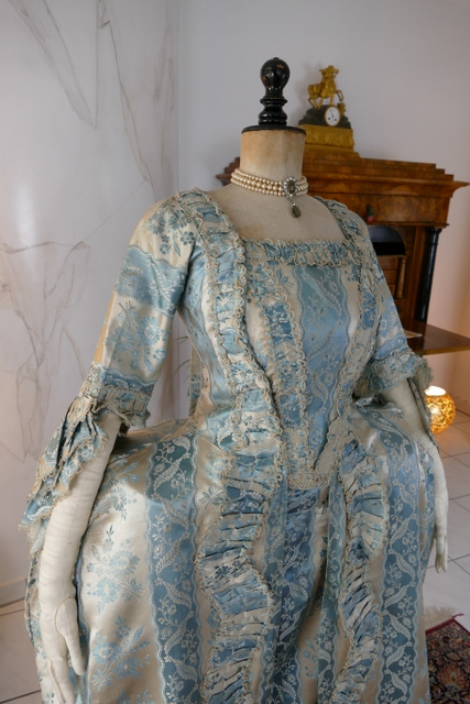 12 antique robe a la francaise 1770