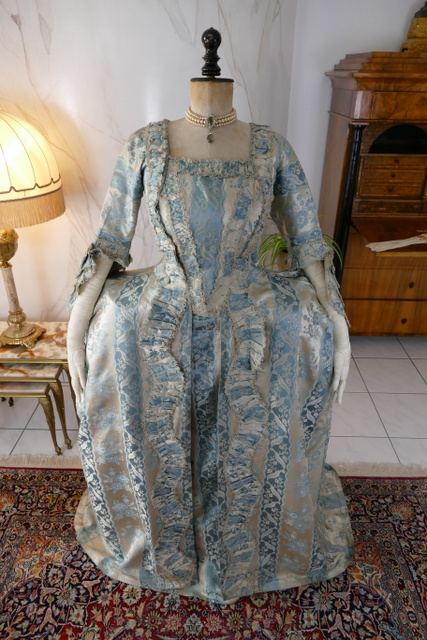 14 antique robe a la francaise 1770