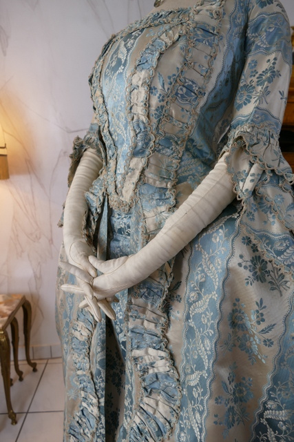 17 antique robe a la francaise 1770