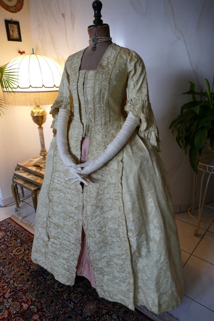 13 antique robe a la francaise 1770