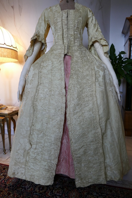 7 antique robe a la francaise 1770