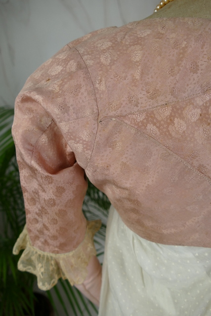 15 antique round gown bodice 1795
