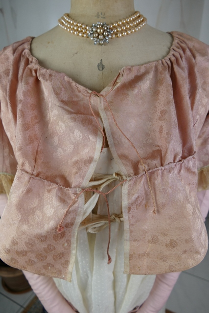 20 antique round gown bodice 1795