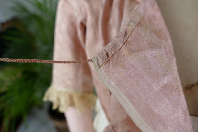 21 antique round gown bodice 1795