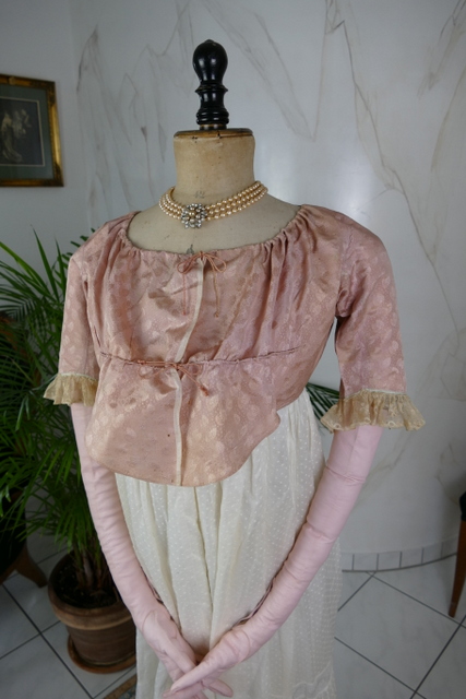 6 antique round gown bodice 1795