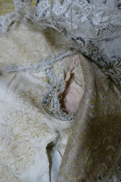 107 antique rococo dress 1720 1780