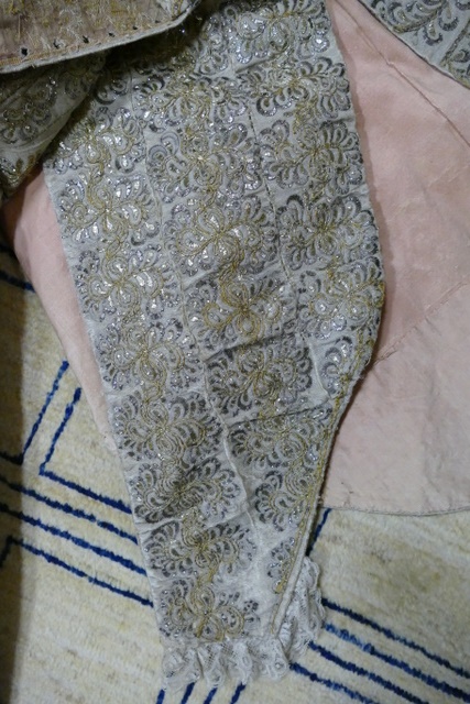109 antique rococo dress 1720 1780