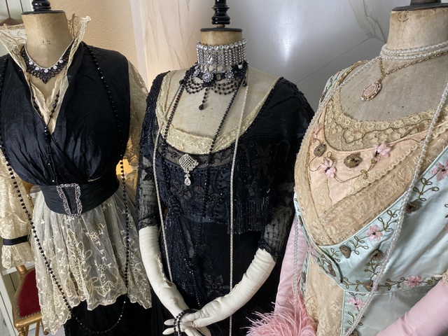 4 antique dresses 1912