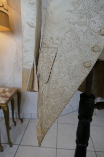 6 antique rococo wedding coat 1740