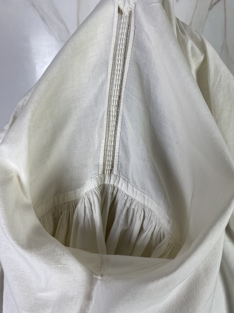 26 antique rococo mens shirt 1780