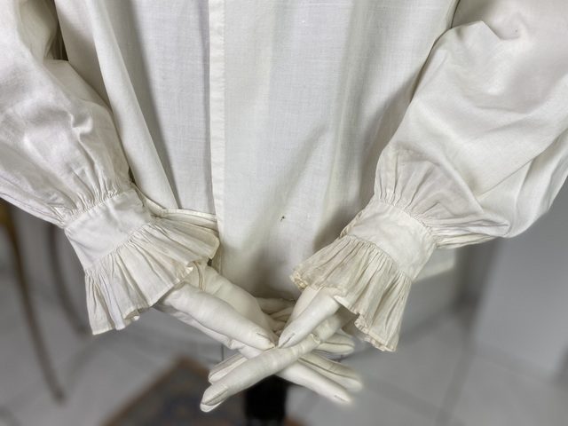 7 antique rococo mens shirt 1780