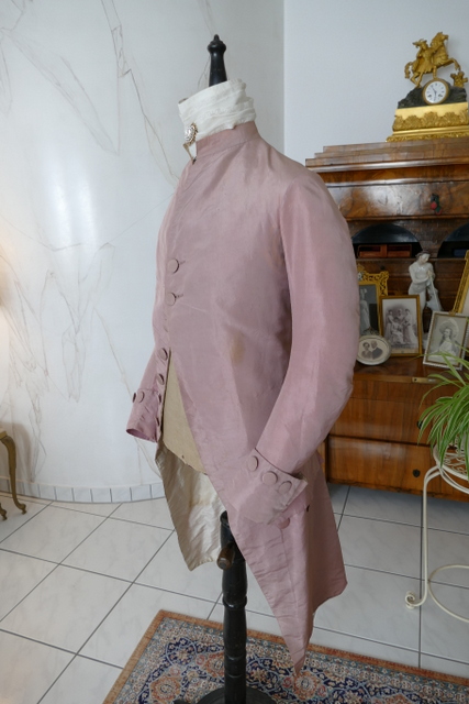 9 antique rococo coat 1780