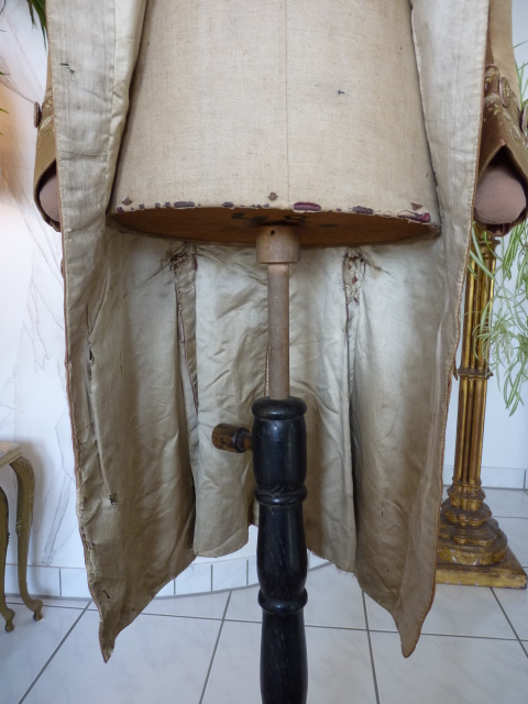 102 antique formal coat 1790