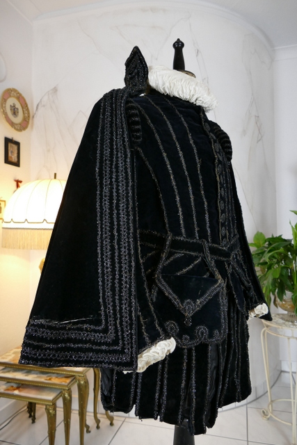 14a antique Devonshire costume 1897