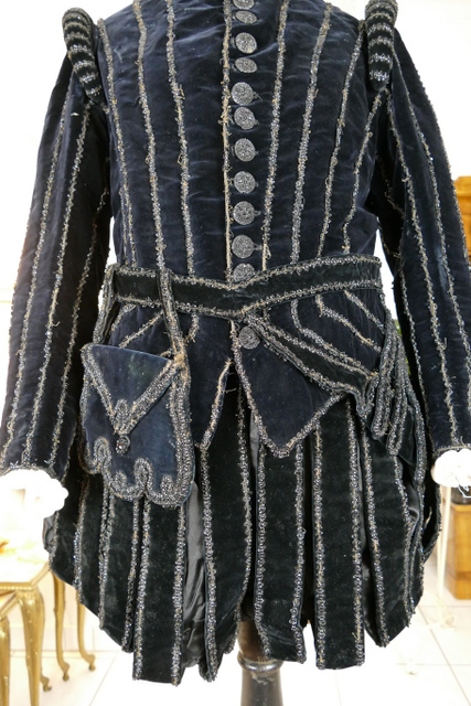 33 antique Devonshire costume 1897