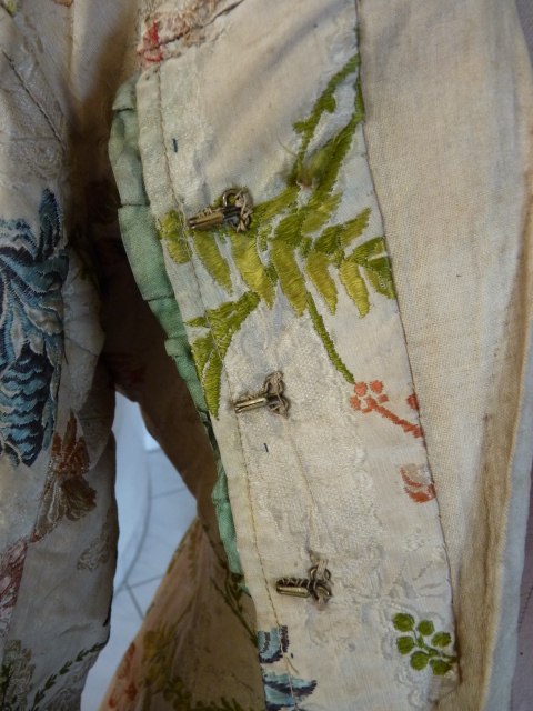 102 antique silk jacket 1750