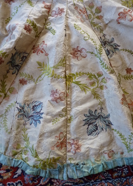 108 antique silk jacket 1750