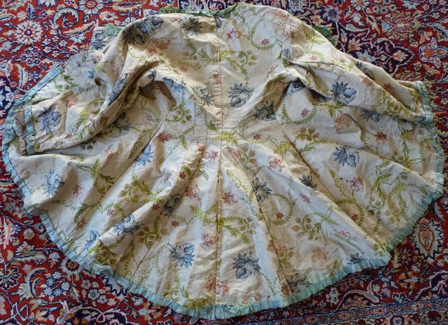 110 antique silk jacket 1750