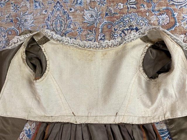 36 antique empire silk dress 1805