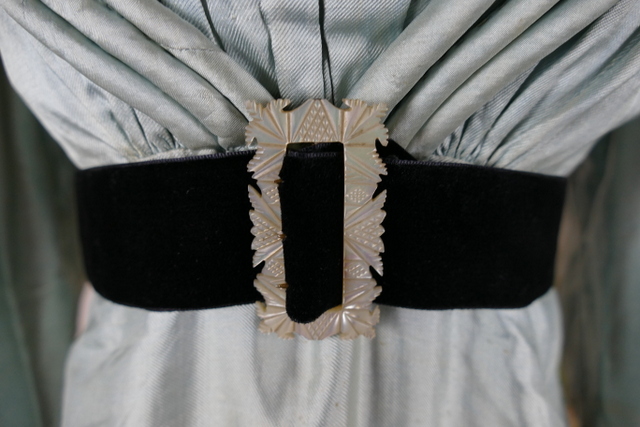 10 antique regency dress 1818