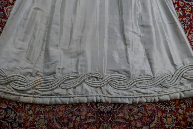 34 antique regency dress 1818
