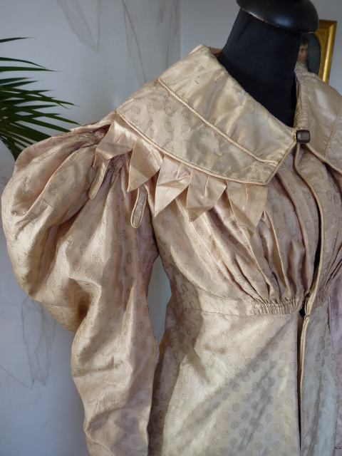 10 empire pelisse robe 1820