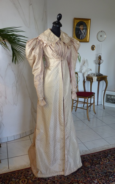 8 empire pelisse robe 1820